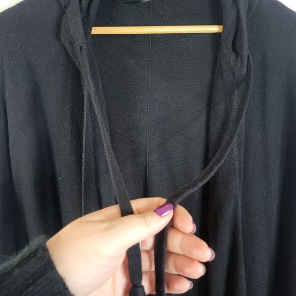 Banana Republic Black Knit Open Front Oversized Shrug Hoodie - Picture 8 of 13